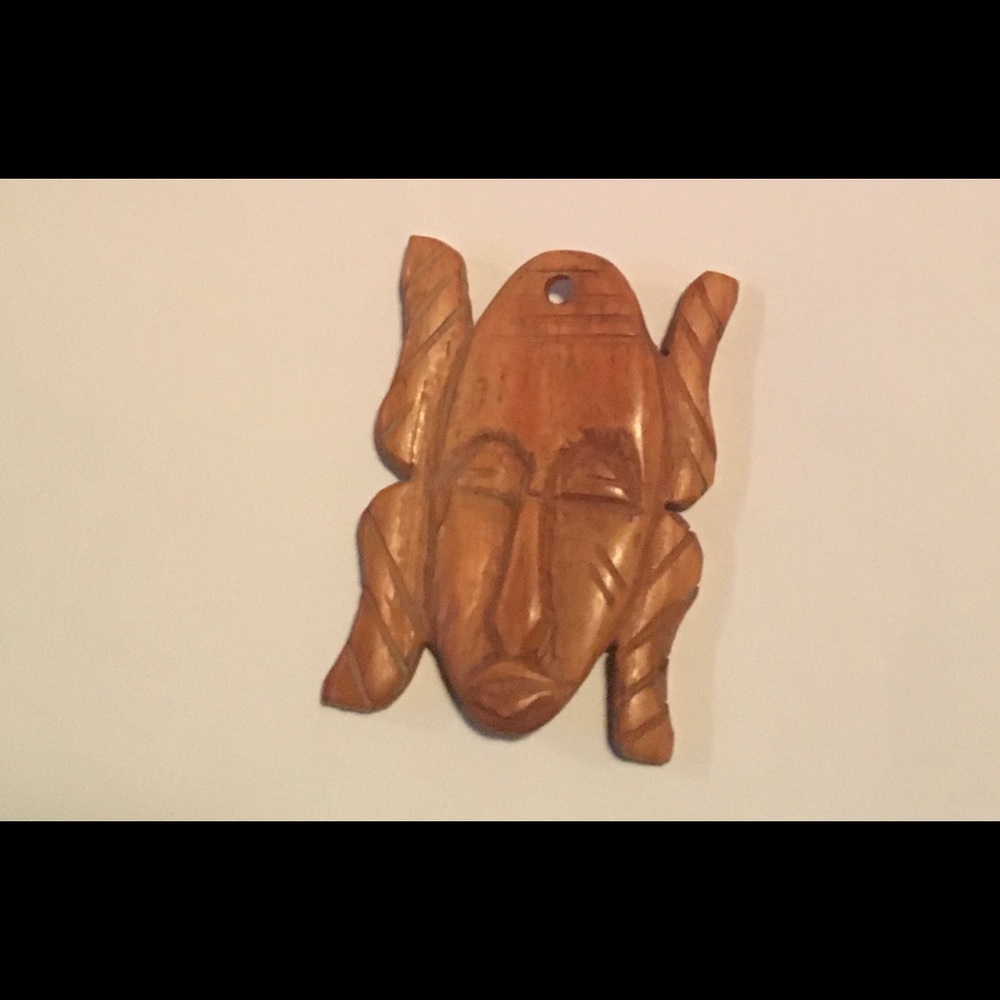 Mask pendant necklace